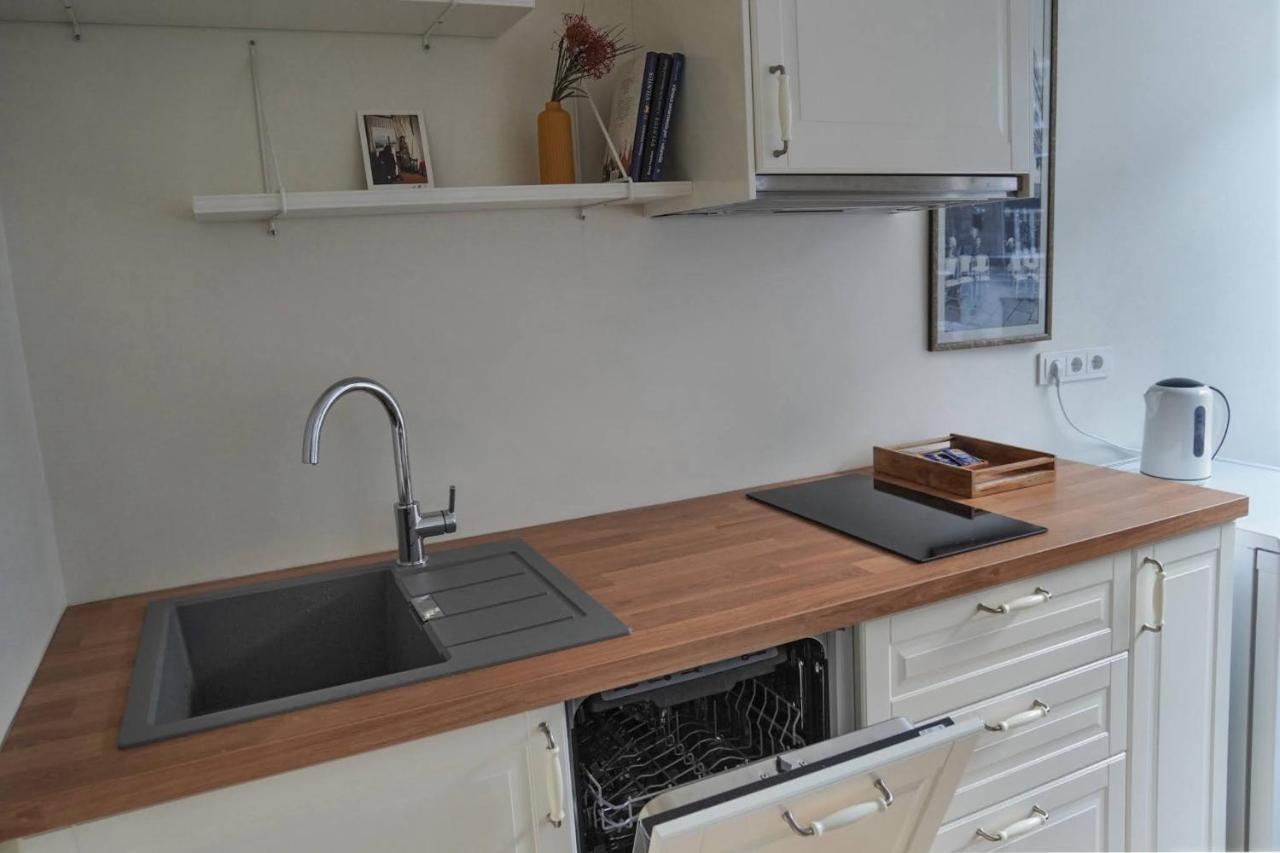 Apartment Centrally Located Cosy Studio
