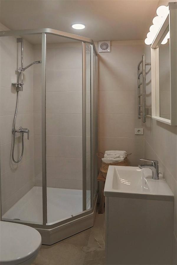 Centrally Located Cosy Studio